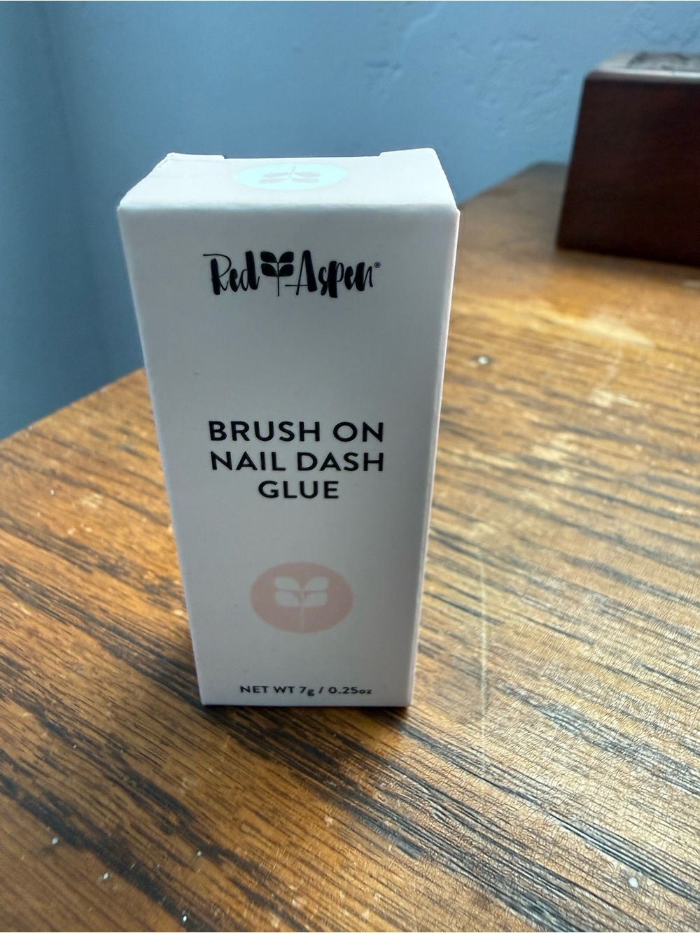 Brush-On Nail Dash Glue NIB